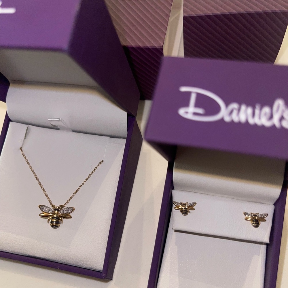 Diamond HoneyBee Necklace & Stud Earrings Set